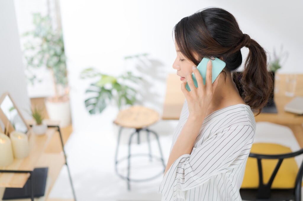 電話占いで縁切り相談をするなら「占いの館ランプ」