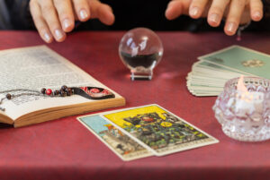 投稿についてもっと詳しく 老舗占いの館が運営する電話占いサービスを紹介！実績多数