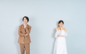 電話占いで結婚の悩みを相談したい方へ！占い師を選ぶ際のポイントを解説